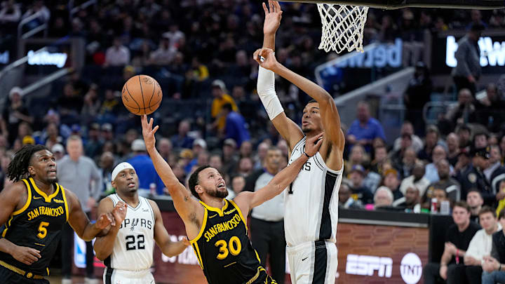 San Antonio Spurs v Golden State Warriors