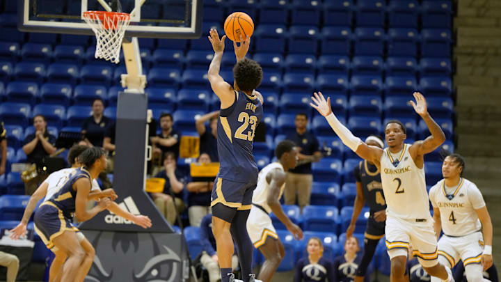 Mount St. Mary's v Quinnipiac