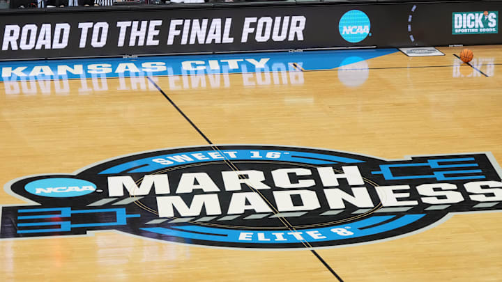 NCAA Men's Basketball Tournament - Midwest Regional