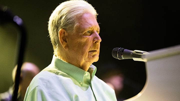 Brian Wilson & Chicago Perform At The Forum