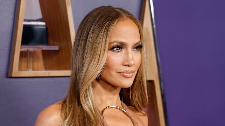 2025 American Music Awards - Winners Walk
