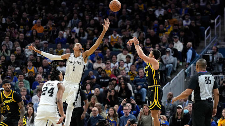 San Antonio Spurs v Golden State Warriors