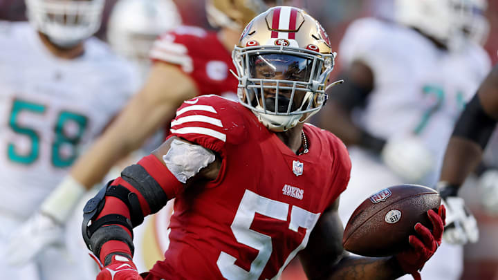 San Francisco 49ers linebacker Dre Greenlaw (57)