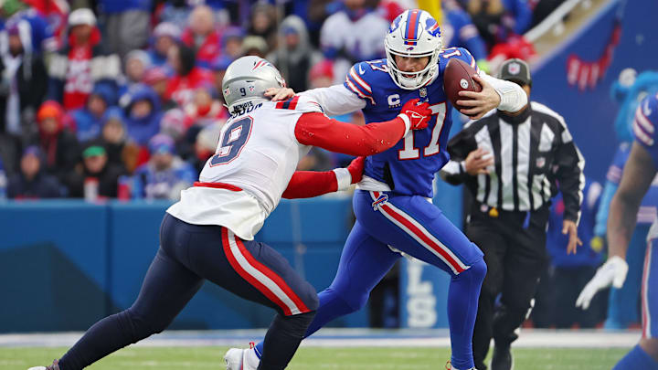 New England Patriots v Buffalo Bills