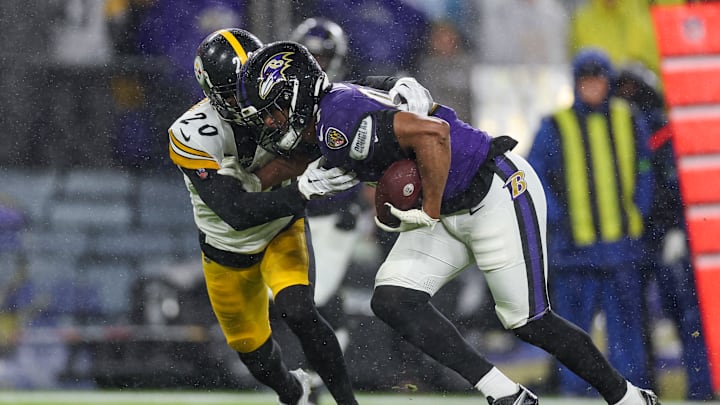 Pittsburgh Steelers v Baltimore Ravens