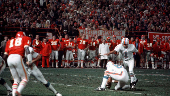 AFC Divisional Playoffs - Miami Dolphins v Kansas City Chiefs