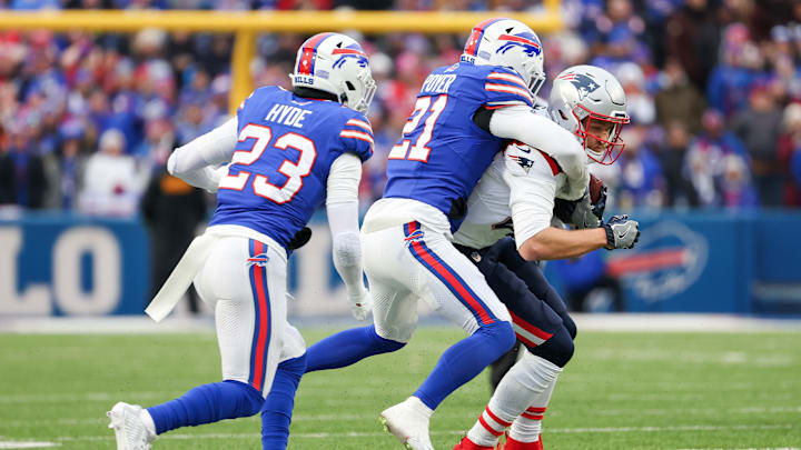 Jordan Poyer will look to make a lot of stops like this one against New England, for the Miami Dolphins, who acquired his rights on Tuesday. The former Pro Bowl player will line up next to Jevon Holland in the secondary.