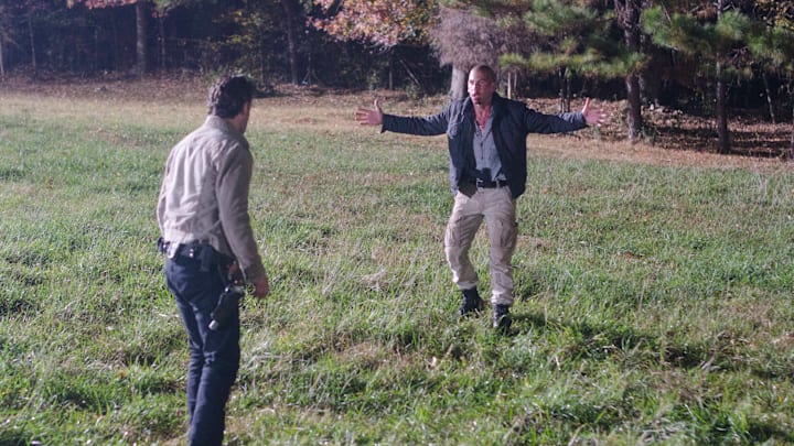 Rick Grimes (Andrew Lincoln) and Shane Walsh (Jon Bernthal) - The Walking Dead - Season 2, Episode 12 - Photo Credit: Gene Page/AMC