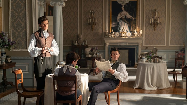 Bridgerton. (L to R) Luke Newton as Colin Bridgerton, Will Tilston as Gregory Bridgerton, Luke Thompson as Benedict Bridgerton in episode 303 of Bridgerton. Cr. Liam Daniel/Netflix © 2024