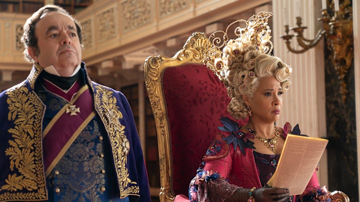 Bridgerton. (L to R) Hugh Sachs as Brimsley, Golda Rosheuvel as Queen Charlotte in episode 307 of Bridgerton. Cr. Liam Daniel/Netflix © 2024