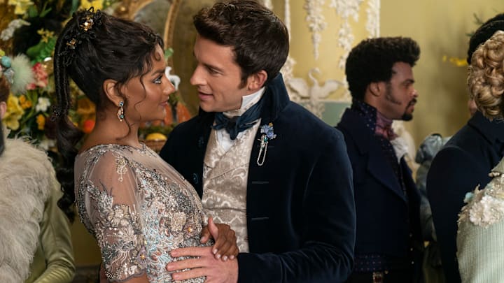 Bridgerton. (L to R) Simone Ashley as Kate Sharma, Jonathan Bailey as Anthony Bridgerton in episode 307 of Bridgerton. Cr. Liam Daniel/Netflix © 2024