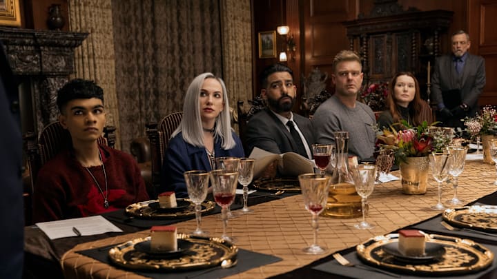 The Fall of the House of Usher. (L to R) Sauriyan Sapkota as Prospero Usher, Kate Siegel as Camille L'Espanaye, Rahul Kohli as Napoleon Usher, Matt Biedel as Bill-T Wilson, Samantha Sloyan as Tamerlane Usher, Mark Hamill as Arthur Pym in episode 101 of The Fall of the House of Usher. Cr. Eike Schroter/Netflix © 2023