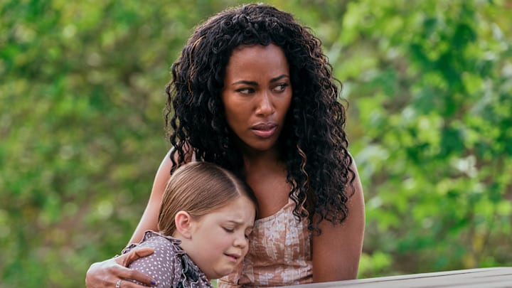 DeWanda Wise as Jessica and Pyper Braun as Alice in Imaginary. Photo Credit: Parrish Lewis