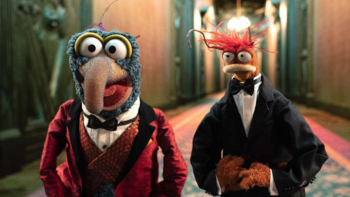 MUPPETS HAUNTED MANSION (Disney/Mitch Hasseth) GONZO, PEPE THE KING PRAWN