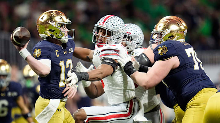Ohio State Buckeyes safety Sonny Styles (6) tries to get to Notre Dame Fighting Irish quarterback Riley Leonard (13) on a throw in the third quarter during the College Football Playoff National Championship at Mercedes-Benz Stadium in Atlanta on January 20, 2025