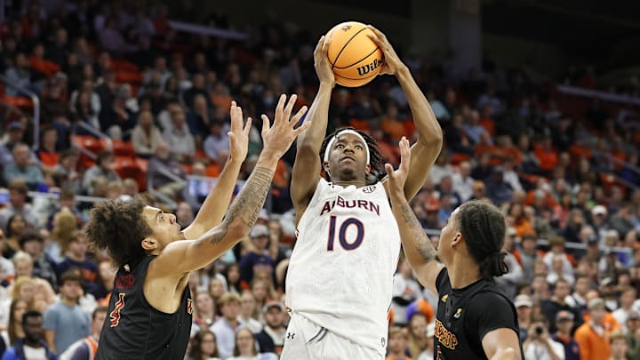Syracuse basketball guard Chance Westry has been fully cleared for basketball-related activities, and that's huge for 'Cuse.