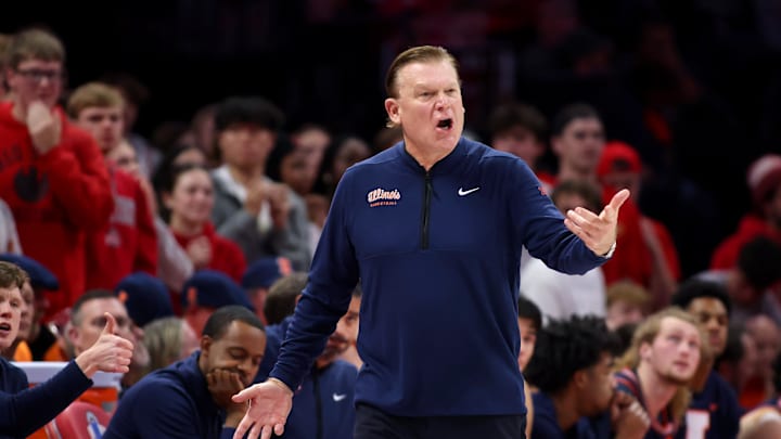 Illinois Fighting Illini head coach Brad Underwood 