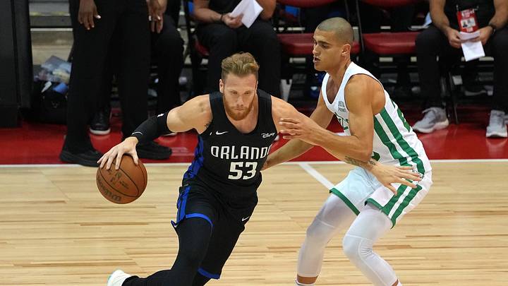 Yam Madar playing defense