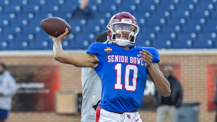 Jan 28, 2026; Mobile, AL, USA; American Team quarterback Taylen Green (10) of Arkansas throws during American Senior Bowl practice at Hancock Whitney Stadium. Mandatory Credit: Vasha Hunt-Imagn Images Jan 28, 2026; Mobile, AL, USA; American Team quarterback Taylen Green (10) of Arkansas throws during American Senior Bowl practice at Hancock Whitney Stadium. Mandatory Credit: Vasha Hunt-Imagn Images