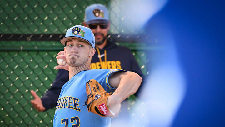 Milwaukee Brewers pitcher Coleman Crow (72) throws in the outfield during spring training workouts Saturday, February 14, 2026, at American Family Fields of Phoenix in Phoenix, Arizona. Milwaukee Brewers pitcher Coleman Crow (72) throws in the outfield during spring training workouts Saturday, February 14, 2026, at American Family Fields of Phoenix in Phoenix, Arizona.