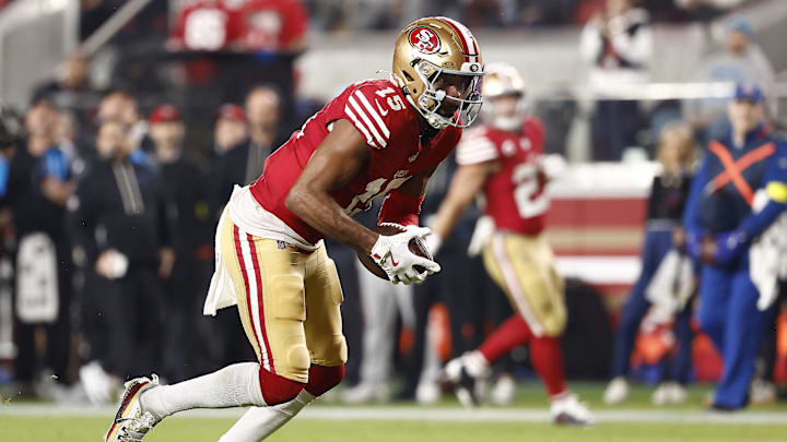Nov 24, 2025; Santa Clara, California, USA; San Francisco 49ers wide receiver Jauan Jennings (15) makes a catch against the Carolina Panthers during the first half at Levi's Stadium. Mandatory Credit: Kelley L Cox-Imagn Images Nov 24, 2025; Santa Clara, California, USA; San Francisco 49ers wide receiver Jauan Jennings (15) makes a catch against the Carolina Panthers during the first half at Levi's Stadium. Mandatory Credit: Kelley L Cox-Imagn Images