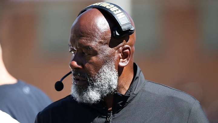 Aug 30, 2025; College Park, Maryland, USA; Maryland Terrapins head coach Mike Locksley looks on during the second half against the Florida Atlantic Owls at SECU Stadium. Mandatory Credit: Daniel Kucin Jr.-Imagn Images Aug 30, 2025; College Park, Maryland, USA; Maryland Terrapins head coach Mike Locksley looks on during the second half against the Florida Atlantic Owls at SECU Stadium. Mandatory Credit: Daniel Kucin Jr.-Imagn Images