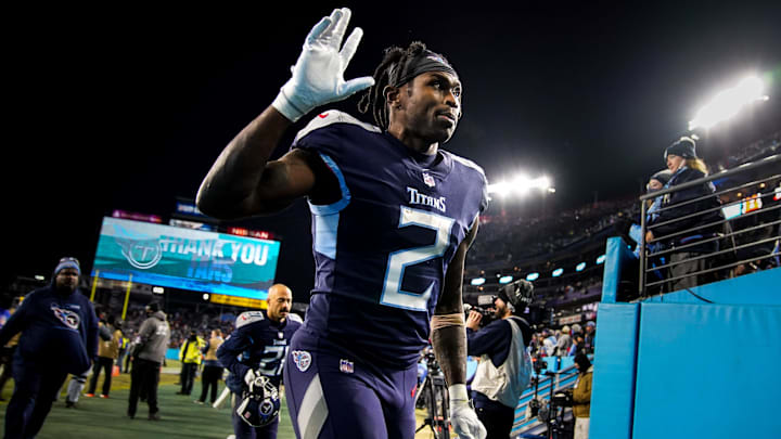 Tennessee Titans wide receiver Julio Jones (2) exits the field after their loss to the Cincinnati Bengals in a AFC Divisional playoff game at Nissan Stadium Saturday, Jan. 22, 2022 in Nashville, Tenn.
Titans Bengals 012222 An 004 Tennessee Titans wide receiver Julio Jones (2) exits the field after their loss to the Cincinnati Bengals in a AFC Divisional playoff game at Nissan Stadium Saturday, Jan. 22, 2022 in Nashville, Tenn.
Titans Bengals 012222 An 004
