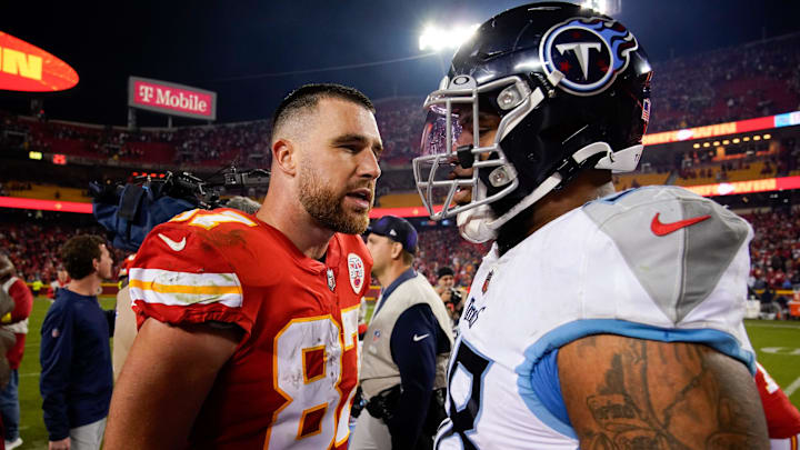 Kansas City Chiefs tight end Travis Kelce (87) and Tennessee Titans defensive tackle Jeffery Simmons (98) talk after facing each other at Arrowhead Stadium Sunday, Nov. 6, 2022, in Kansas City, Mo.

Nfl Tennessee Titans At Kansas City Chiefs
