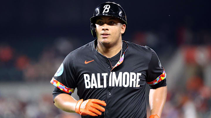 Sep 19, 2025; Baltimore, Maryland, USA; Baltimore Orioles catcher Samuel Basallo (29) runs off of the field during the sixth inning against the New York Yankees at Oriole Park at Camden Yards. 