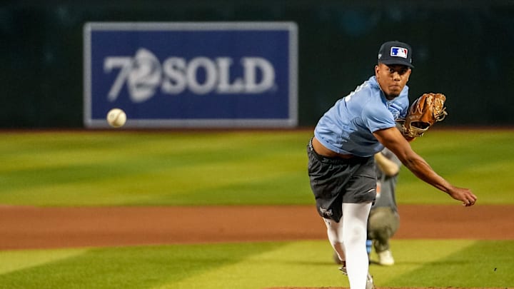 Miami Marlins prospect Nigel Belgrave throws the pitch