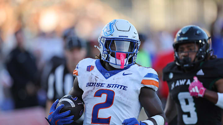 Oct 12, 2024; Honolulu, Hawaii, USA;  Boise State Broncos running back Ashton Jeanty (2) runs the ball in for a touchdown during the first quarter an NCAA college football game against the Hawaii Rainbow Warriors at Clarence T.C. Ching Athletics Complex. Mandatory Credit: Marco Garcia-Imagn Images