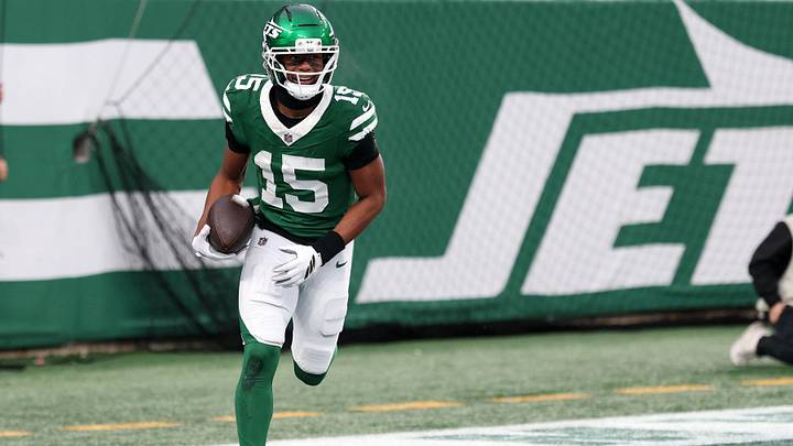 Nov 30, 2025; East Rutherford, New Jersey, USA;New York Jets wide receiver Adonai Mitchell (15) reacts after a touchdown catch against the Atlanta Falcons during the second half at MetLife Stadium. Mandatory Credit: Vincent Carchietta-Imagn Images Nov 30, 2025; East Rutherford, New Jersey, USA;New York Jets wide receiver Adonai Mitchell (15) reacts after a touchdown catch against the Atlanta Falcons during the second half at MetLife Stadium. Mandatory Credit: Vincent Carchietta-Imagn Images