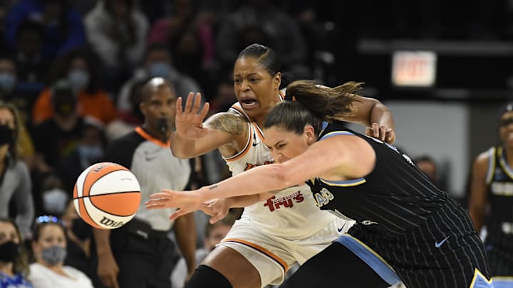 Oct 17, 2021; Chicago, Illinois, USA; Phoenix Mercury center Kia Vaughn (1) and Chicago Sky center Stefanie Dolson (31) during the first half of game four of the 2021 WNBA Finals at Wintrust Arena. Mandatory Credit: Matt Marton-Imagn Images Oct 17, 2021; Chicago, Illinois, USA; Phoenix Mercury center Kia Vaughn (1) and Chicago Sky center Stefanie Dolson (31) during the first half of game four of the 2021 WNBA Finals at Wintrust Arena. Mandatory Credit: Matt Marton-Imagn Images