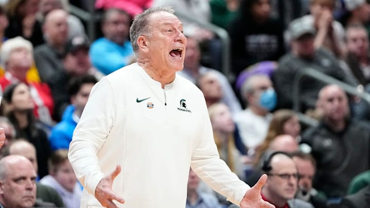 Mar 19, 2023; Columbus, Ohio, USA;  Michigan State Spartans head coach Tom Izzo yells to his team during the second round of the NCAA men   s basketball tournament against the Marquette Golden Eagles at Nationwide Arena. Mandatory Credit: Adam Cairns-The Columbus Dispatch

Basketball Ncaa Men S Basketball Tournament Round 2