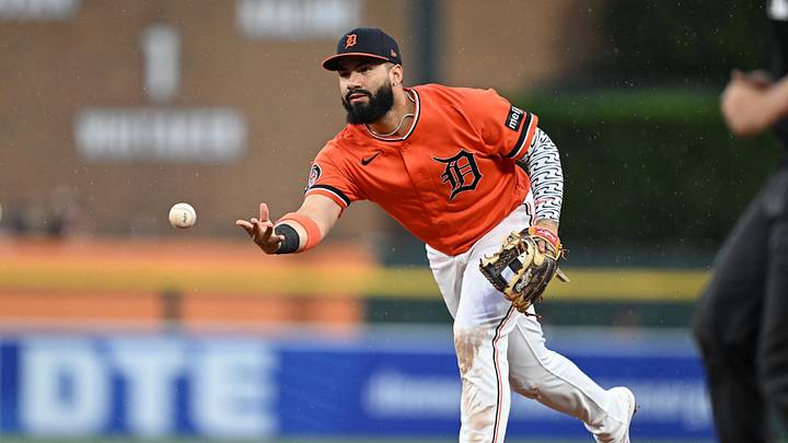 Jun 5, 2026; Detroit, Michigan, USA; Detroit Tigers second baseman Gleyber Torres (25) flips the ball to first base to complete an out against the Seattle Mariners in the fifth inning at Comerica Park. Mandatory Credit: Lon Horwedel-Imagn Images Jun 5, 2026; Detroit, Michigan, USA; Detroit Tigers second baseman Gleyber Torres (25) flips the ball to first base to complete an out against the Seattle Mariners in the fifth inning at Comerica Park. Mandatory Credit: Lon Horwedel-Imagn Images