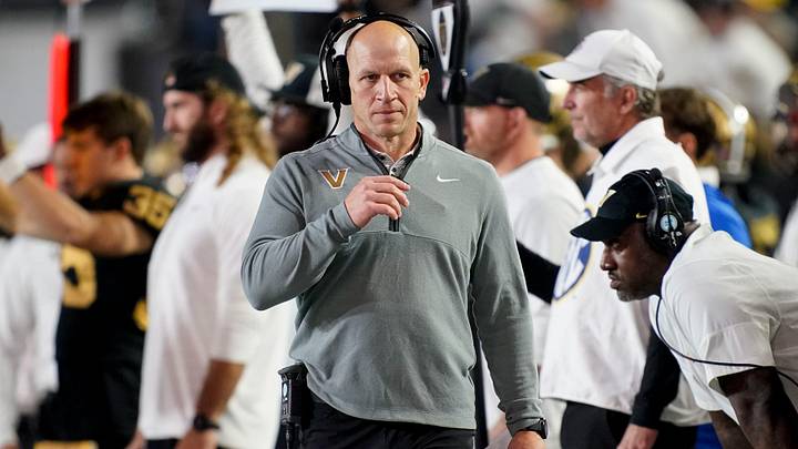Vanderbilt coach Clark Lea works with his team during the third quarter against Kentucky at FirstBank Stadium in Nashville, Tenn., Saturday, Nov. 22, 2025. Vanderbilt coach Clark Lea works with his team during the third quarter against Kentucky at FirstBank Stadium in Nashville, Tenn., Saturday, Nov. 22, 2025.