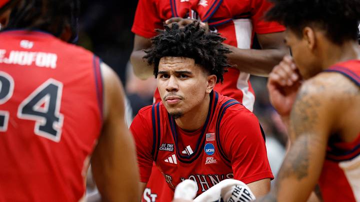 Mar 27, 2026; Washington, DC, USA; St. John's Red Storm guard Oziyah Sellers (4) sits in the huddle in the second half during a Sweet Sixteen game of the East Regional of the men's 2026 NCAA Tournament at Capital One Arena. Mar 27, 2026; Washington, DC, USA; St. John's Red Storm guard Oziyah Sellers (4) sits in the huddle in the second half during a Sweet Sixteen game of the East Regional of the men's 2026 NCAA Tournament at Capital One Arena.