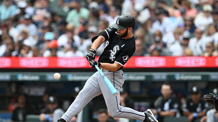 Jun 21, 2026; Detroit, Michigan, USA;  Chicago White Sox center fielder Tristan Peters (29) singles against the Detroit Tigers in the fifth inning at Comerica Park. Mandatory Credit: Lon Horwedel-Imagn Images