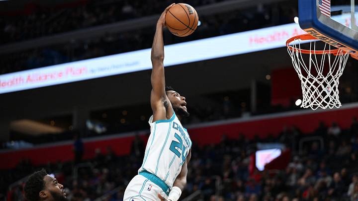 Oct 28, 2026; Detroit, Michigan, USA; Charlotte Hornets forward Brandon Miller (24) cruises in to the basket for a dunk against the Detroit Pistons in the second quarter at Little Caesars Arena. Mandatory Credit: Lon Horwedel-Imagn Images Oct 28, 2026; Detroit, Michigan, USA; Charlotte Hornets forward Brandon Miller (24) cruises in to the basket for a dunk against the Detroit Pistons in the second quarter at Little Caesars Arena. Mandatory Credit: Lon Horwedel-Imagn Images