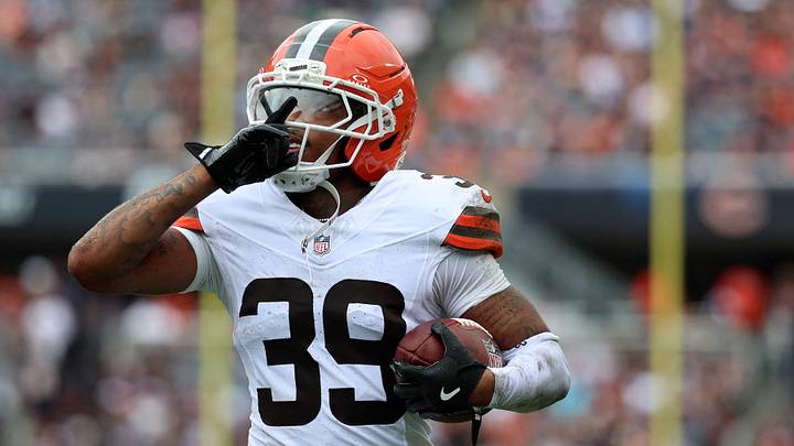 Aug 15, 2026; Chicago, Illinois, USA; Cleveland Browns cornerback Michael Coats Jr. (39) reacts after intercepting a pass against the Chicago Bears during the first half at Soldier Field. Mandatory Credit: Mike Dinovo-Imagn Images Aug 15, 2026; Chicago, Illinois, USA; Cleveland Browns cornerback Michael Coats Jr. (39) reacts after intercepting a pass against the Chicago Bears during the first half at Soldier Field. Mandatory Credit: Mike Dinovo-Imagn Images