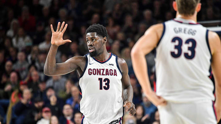 Gonzaga Bulldogs forwards Graham Ike (13) and Ben Gregg (33).