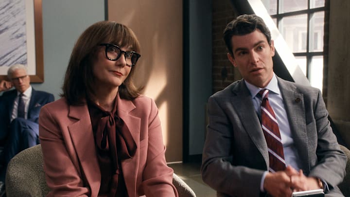 İçerideki Adam. (Soldan sağa) 201. bölümde Charles rolünde Ted Danson, Holly rolünde Jill Talley, Berenger rolünde Max Greenfield İçerideki Adam. (Soldan sağa) 201. bölümde Charles rolünde Ted Danson, Holly rolünde Jill Talley, Berenger rolünde Max Greenfield