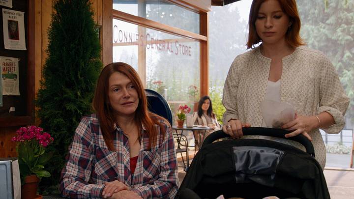 VIRGIN RIVER (L to R) LYNDA BOYD as LILLY and STACEY FARBER as TARA in episode 302 of VIRGIN RIVER 