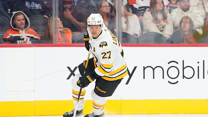 Boston Bruins v Philadelphia Flyers Boston Bruins v Philadelphia Flyers