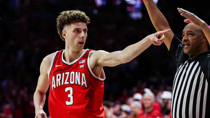 Feb 22, 2025; Tucson, Arizona, USA; Arizona Wildcats guard Anthony Dell’Orso (3) points after he makes a three-point basket during the second half against the BYU Cougars at McKale Center. Mandatory Credit: Aryanna Frank-Imagn Images Feb 22, 2025; Tucson, Arizona, USA; Arizona Wildcats guard Anthony Dell’Orso (3) points after he makes a three-point basket during the second half against the BYU Cougars at McKale Center. Mandatory Credit: Aryanna Frank-Imagn Images