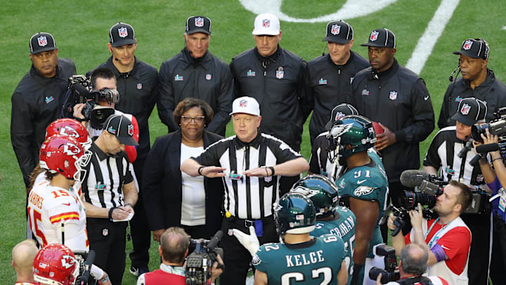 Who are the announcers and referees for the Chiefs vs. Eagles Super Bowl tonight?
