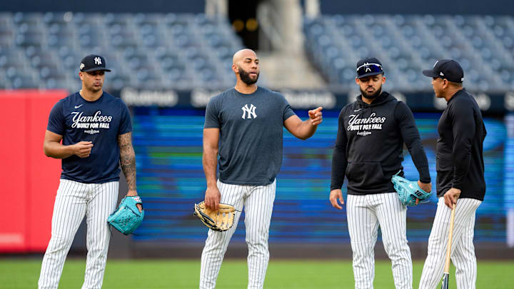 Division Series - Toronto Blue Jays v New York Yankees - Game 3 Division Series - Toronto Blue Jays v New York Yankees - Game 3