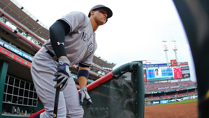 New York Yankees right fielder Aaron Judge (99)