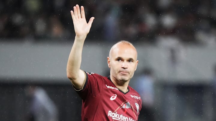 Vissel Kobe v Barcelona - Pre-Season Friendly