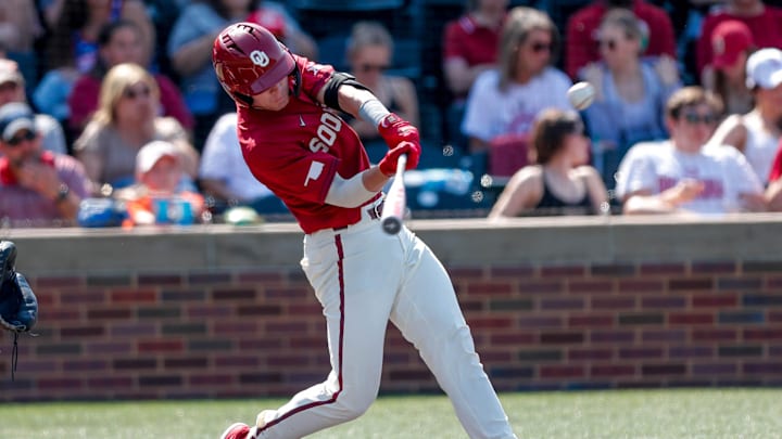 Oklahoma catcher Easton Carmichael (2)